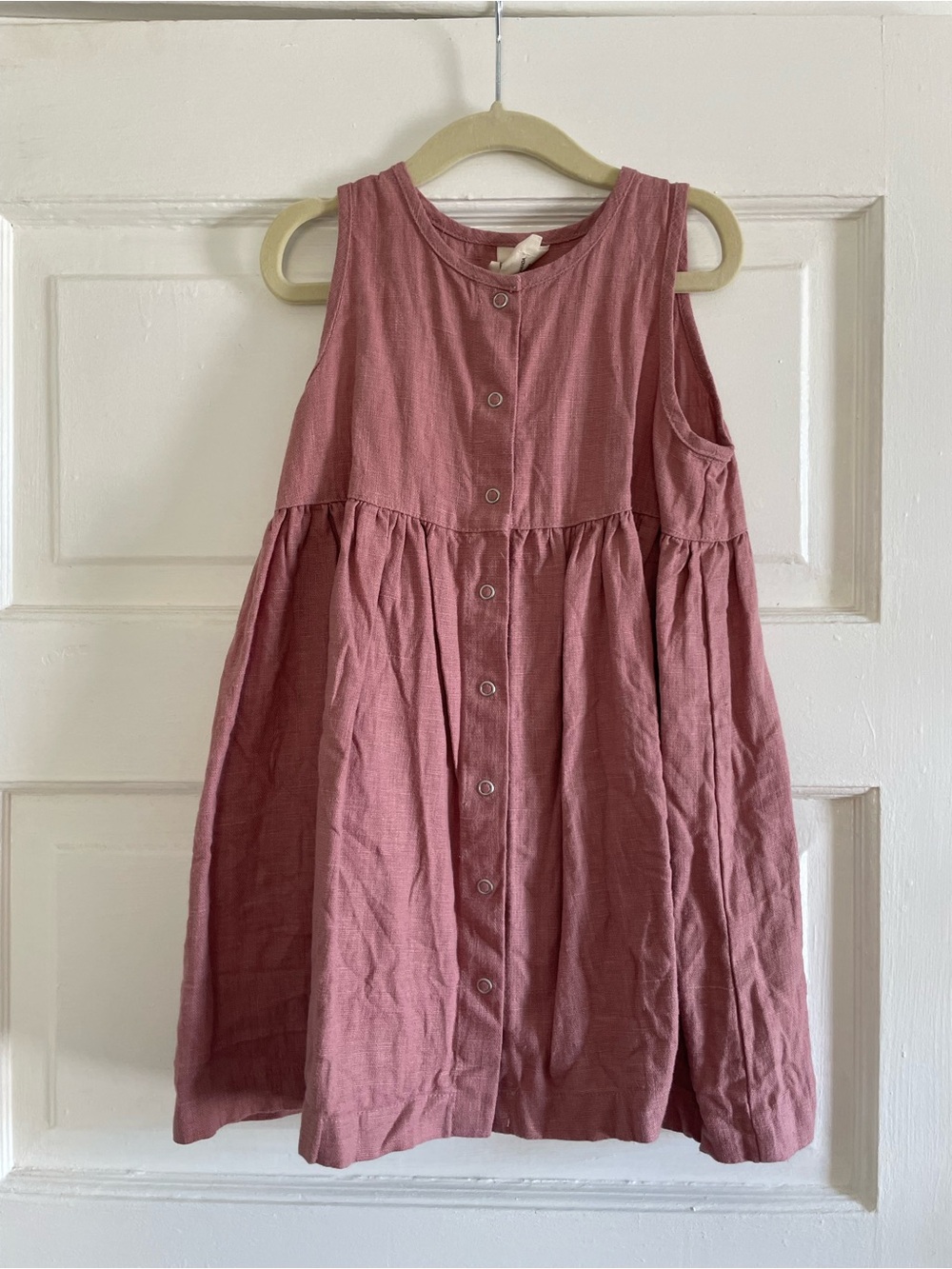 Red Creek Kids size 4/5. Girls' Sleeveless Button-Front Dusty Rose Dress